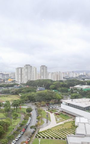 Apartamento para alugar com 165m², 3 quartos e 2 vagas Apartamento para alugar com 165m², 3 quartos e 2 vagasVista da Sala