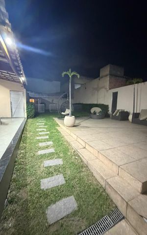 Apartamento para alugar com 350m², 5 quartos e 3 vagas Apartamento para alugar com 350m², 5 quartos e 3 vagasÁrea externa