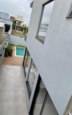 Casa de condomínio à venda com 200m², 2 quartos e 2 vagasÁrea externa