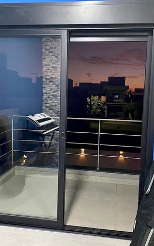 Casa de condomínio à venda com 200m², 2 quartos e 2 vagasEscritório 