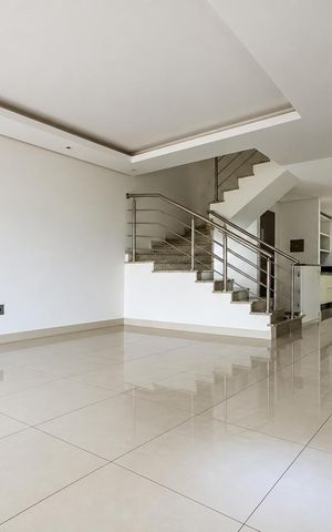 Casa à venda com 181m², 3 quartos e 3 vagasSala