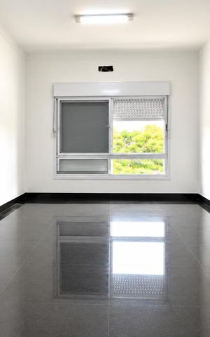 Casa à venda com 181m², 3 quartos e 3 vagasSuíte