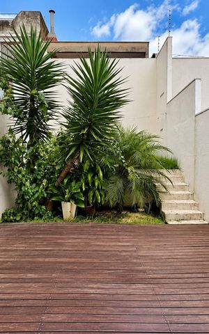 Casa à venda com 181m², 3 quartos e 3 vagasÁrea externa 