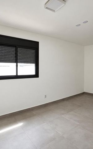 Casa de condomínio para alugar com 166m², 3 quartos e 2 vagas Casa de condomínio para alugar com 166m², 3 quartos e 2 vagasSuíte 3