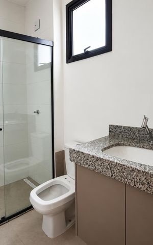 Casa de condomínio para alugar com 166m², 3 quartos e 2 vagas Casa de condomínio para alugar com 166m², 3 quartos e 2 vagasBanheiro da suíte 2