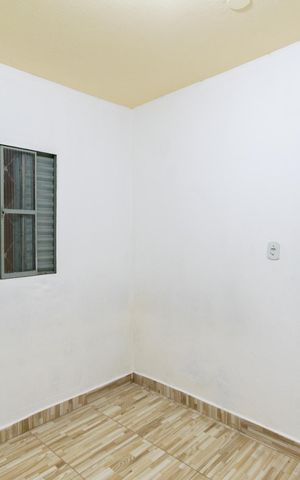 Casa para alugar com 35m², 1 quarto e sem vaga Casa para alugar com 35m², 1 quarto e sem vagaQuarto