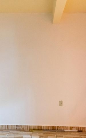 Casa para alugar com 35m², 1 quarto e sem vaga Casa para alugar com 35m², 1 quarto e sem vagaSala