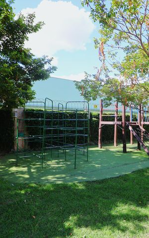 Casa de condomínio para alugar com 100m², 2 quartos e 2 vagasÁrea comum - Playground