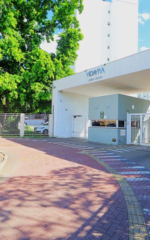 Casa de condomínio para alugar com 100m², 2 quartos e 2 vagasFachada e portaria