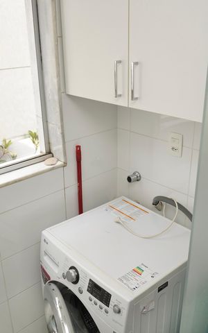 Apartamento para alugar com 72m², 2 quartos e 2 vagas Apartamento para alugar com 72m², 2 quartos e 2 vagasCozinha e Área de Serviço