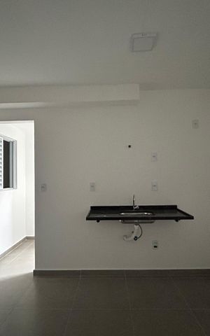 Apartamento à venda com 34m², 2 quartos e sem vaga Apartamento à venda com 34m², 2 quartos e sem vagaSala/Cozinha