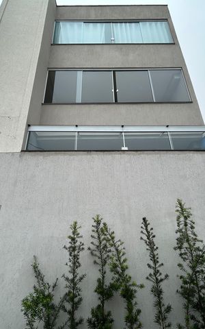 Apartamento à venda com 34m², 2 quartos e sem vaga Apartamento à venda com 34m², 2 quartos e sem vagaFachada