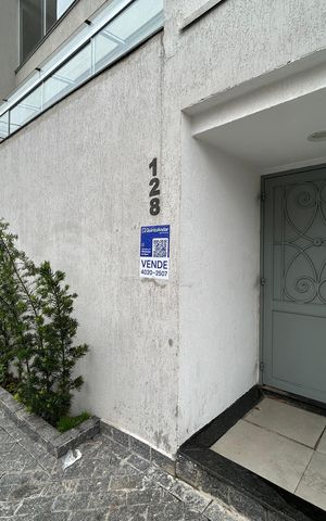 Apartamento à venda com 34m², 2 quartos e sem vaga Apartamento à venda com 34m², 2 quartos e sem vagaFachada