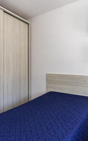 Apartamento para alugar com 72m², 2 quartos e 2 vagas Apartamento para alugar com 72m², 2 quartos e 2 vagasQuarto