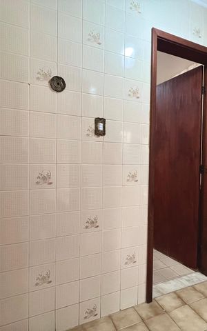 Casa para alugar com 102m², 2 quartos e 1 vaga Casa para alugar com 102m², 2 quartos e 1 vagaCorredor