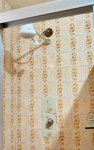 Casa para alugar com 102m², 2 quartos e 1 vaga Casa para alugar com 102m², 2 quartos e 1 vagaBanheiro