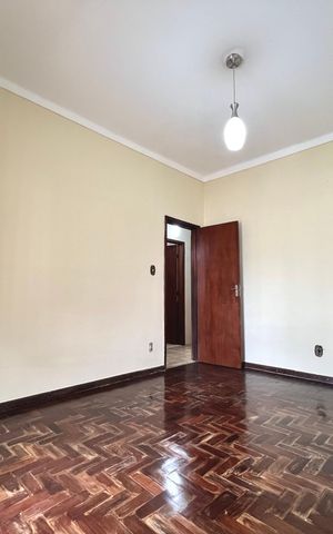 Casa para alugar com 102m², 2 quartos e 1 vaga Casa para alugar com 102m², 2 quartos e 1 vagaSala
