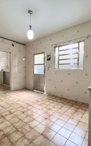 Casa para alugar com 102m², 2 quartos e 1 vaga Casa para alugar com 102m², 2 quartos e 1 vagaCopa