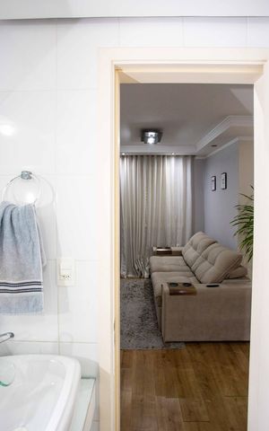 Apartamento à venda com 61m², 2 quartos e 1 vagaBanheiro Social