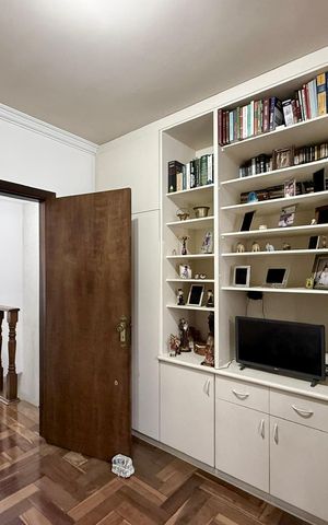 Casa à venda com 110m², 3 quartos e 2 vagas Casa à venda com 110m², 3 quartos e 2 vagasQuarto 2