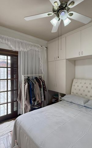 Casa à venda com 110m², 3 quartos e 2 vagas Casa à venda com 110m², 3 quartos e 2 vagasSuíte
