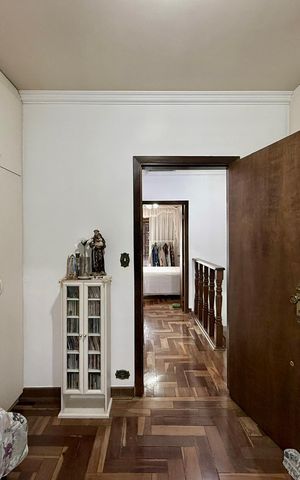 Casa à venda com 110m², 3 quartos e 2 vagas Casa à venda com 110m², 3 quartos e 2 vagasQuarto 2