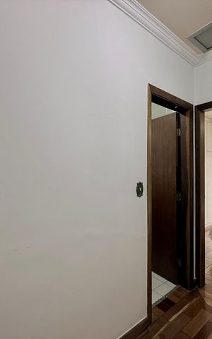 Casa à venda com 110m², 3 quartos e 2 vagas Casa à venda com 110m², 3 quartos e 2 vagasCorredor Quartos