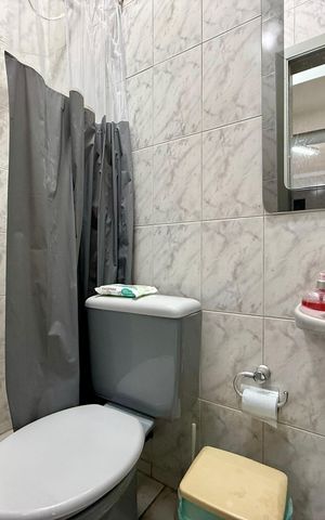 Casa à venda com 110m², 3 quartos e 2 vagas Casa à venda com 110m², 3 quartos e 2 vagasBanheiro de Serviço