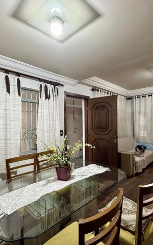 Casa à venda com 110m², 3 quartos e 2 vagas Casa à venda com 110m², 3 quartos e 2 vagasSala