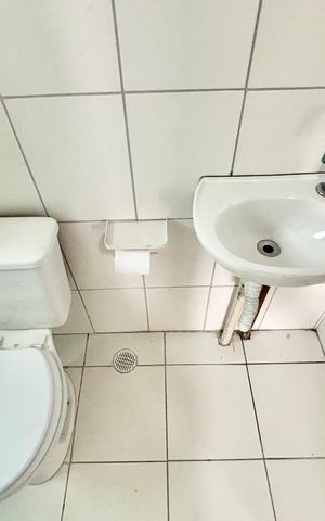 Apartamento para alugar com 50m², 3 quartos e 1 vaga Apartamento para alugar com 50m², 3 quartos e 1 vagaBanheiro 1