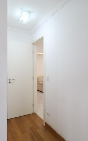 Apartamento à venda com 186m², 3 quartos e 4 vagasCorredor 