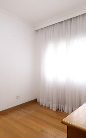 Apartamento à venda com 186m², 3 quartos e 4 vagasSuíte 2