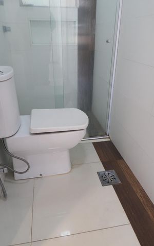 Apartamento para alugar com 130m², 3 quartos e 2 vagasBanheiro do Quarto 1