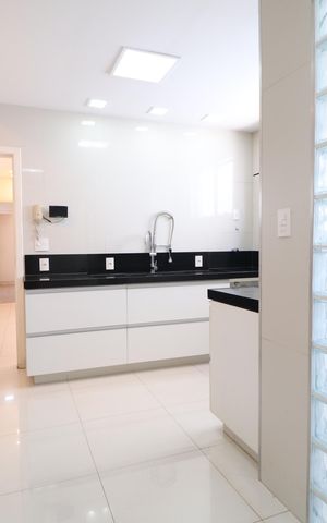 Apartamento para alugar com 130m², 3 quartos e 2 vagasCozinha