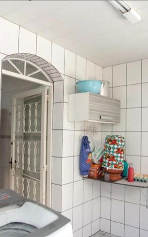 Casa à venda com 360m², 4 quartos e 4 vagas Casa à venda com 360m², 4 quartos e 4 vagasÁrea de serviço