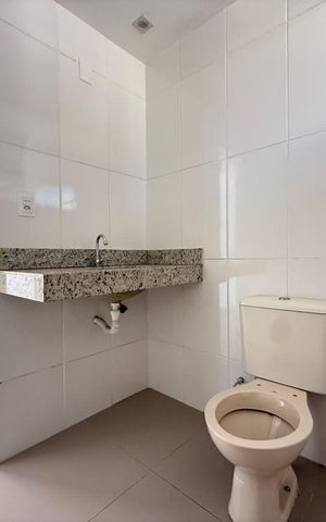 Casa para alugar com 80m², 2 quartos e sem vaga Casa para alugar com 80m², 2 quartos e sem vagaBanheiro social