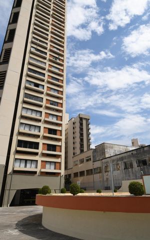 Apartamento para alugar com 72m², 2 quartos e 1 vagaFachada 