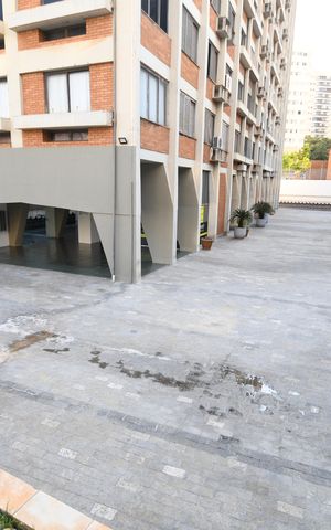 Apartamento para alugar com 72m², 2 quartos e 1 vagaÁrea comum