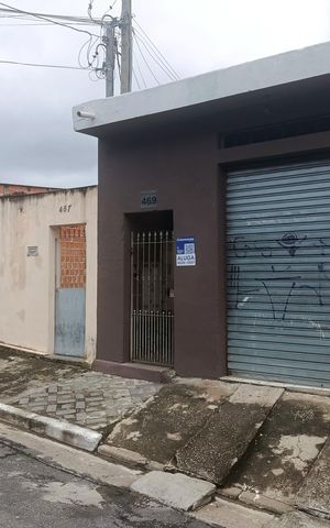 Casa para alugar com 50m², 1 quarto e 1 vaga