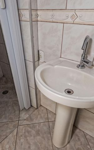 Casa para alugar com 50m², 1 quarto e 1 vaga