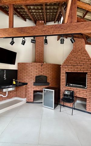 Apartamento à venda com 156m², 3 quartos e 3 vagas Apartamento à venda com 156m², 3 quartos e 3 vagasChurrasqueira