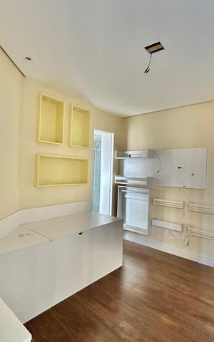Apartamento à venda com 156m², 3 quartos e 3 vagas Apartamento à venda com 156m², 3 quartos e 3 vagasQuarto 2