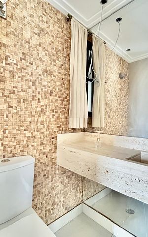 Apartamento à venda com 156m², 3 quartos e 3 vagas Apartamento à venda com 156m², 3 quartos e 3 vagasLavabo