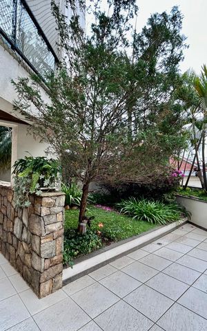 Apartamento à venda com 156m², 3 quartos e 3 vagas Apartamento à venda com 156m², 3 quartos e 3 vagasÁrea comum