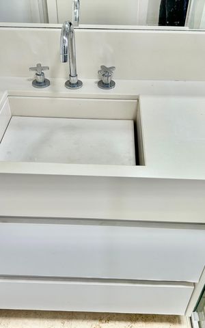 Apartamento à venda com 156m², 3 quartos e 3 vagas Apartamento à venda com 156m², 3 quartos e 3 vagasBanheiro do Quarto 1