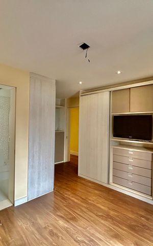 Apartamento à venda com 156m², 3 quartos e 3 vagas Apartamento à venda com 156m², 3 quartos e 3 vagasQuarto 3