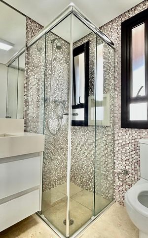 Apartamento à venda com 156m², 3 quartos e 3 vagas Apartamento à venda com 156m², 3 quartos e 3 vagasBanheiro do Quarto 1