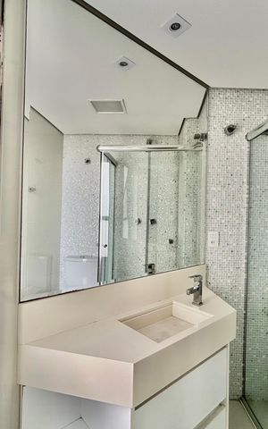 Apartamento à venda com 156m², 3 quartos e 3 vagas Apartamento à venda com 156m², 3 quartos e 3 vagasBanheiro do Quarto 2