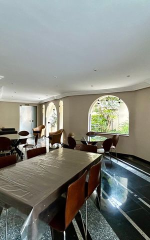 Apartamento à venda com 156m², 3 quartos e 3 vagas Apartamento à venda com 156m², 3 quartos e 3 vagasSalão de Festas