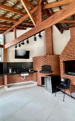 Apartamento à venda com 156m², 3 quartos e 3 vagas Apartamento à venda com 156m², 3 quartos e 3 vagasChurrasqueira